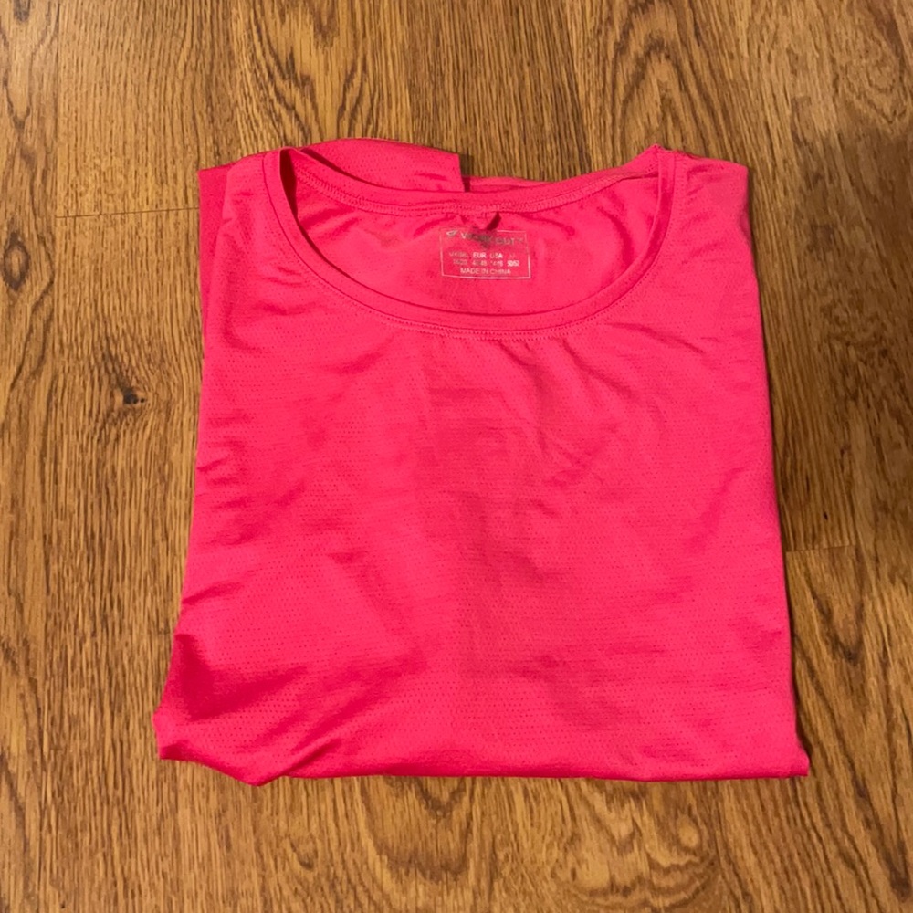 WORKOUT SHORT SLEEVE